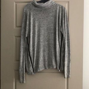 Rag & Bone top gently used and washed